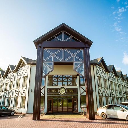 Georg Park Hotel Tarashany Exterior foto